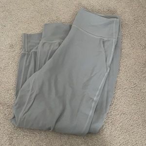 Lululemon align High rise jogger crop